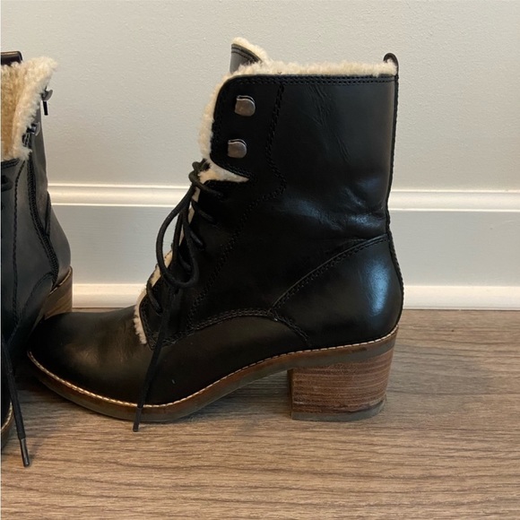 Black Lucky Brand lace up, sherpa lined boots - Picture 3 of 5